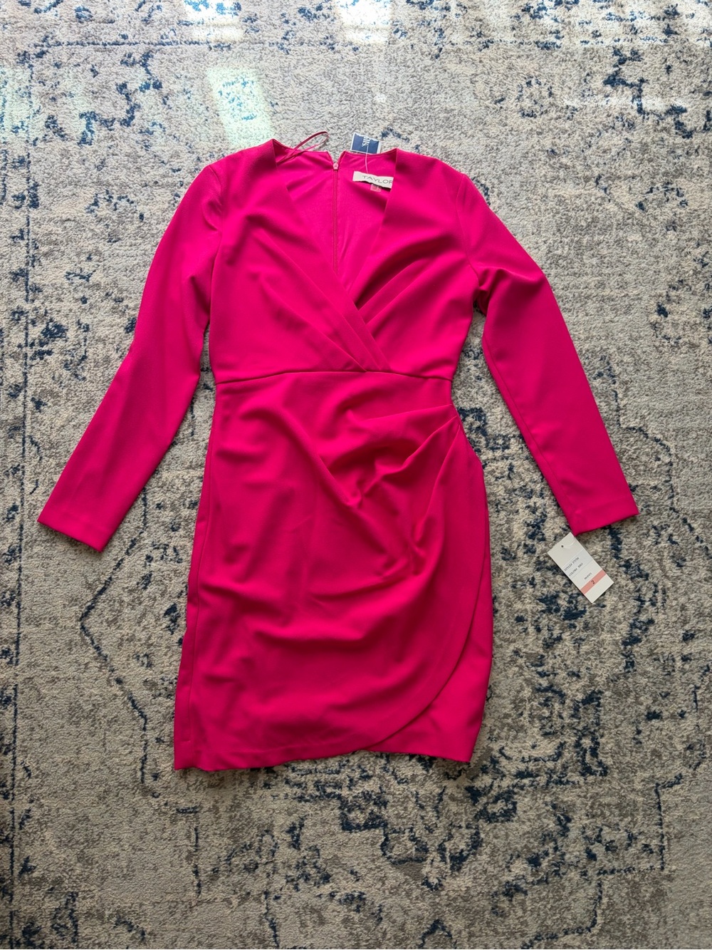 NWT Taylor Dress